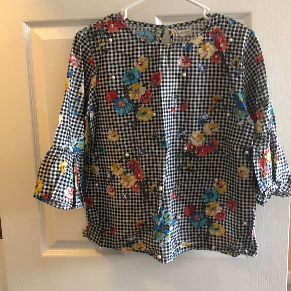 Medium blouse by Jennifer & Grace